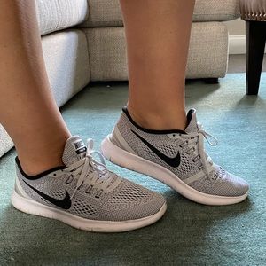 Nike FREE RN running sneakers